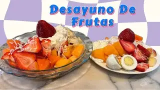 Desayuno De Frutas Con Avena Y Cottage Cheese o requeson