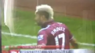Luis Jimenez rubio, mohicano y goleador.