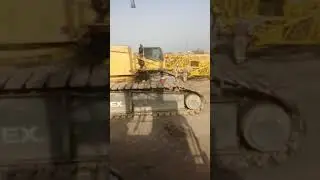 Removing backmast and center ballast of CC 2400 Demag