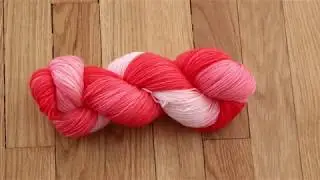 Dip Dyeing Sock Yarn in Red Food Coloring