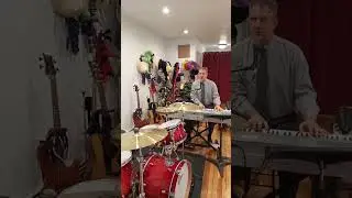 Live At Larry's 47
