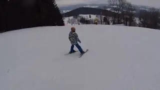 Skiareal Paseky nad Jizerou zjazd niebieską trasą nr 11 i 8