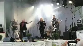 Hunting High And Low - Netta Skog and band, (Stratovarius cover), Sata-H&auml;me Soi, Finland 2018
