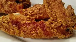 I did my Oven Fried Turkey Wings for a lazy dinner tonight. Simple, easy & y'all they were juicy! Tr