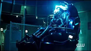 Iris and Cecile vs Psycho Pirate Mask Fight | The Flash | 