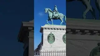 The changing of the guard in Amalienborg, Copenhagen