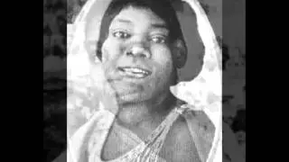 Bessie Smith-Me And My Gin