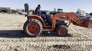 KUBOTA L3240 For Sale