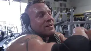 Brad Off Season Chest & Shoulder Day