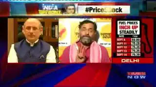 Farmer leader Yogendra Yadav exposed  Modi Gov's Crude oil Policy in a TV Show