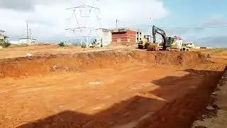 Construction en Cours de la Voie du Bus Rapid Transit (BRT) &agrave; Bingerville.