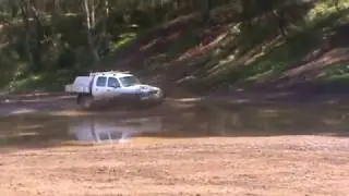 Hilux playing in mud pit at Bendethera (2017)