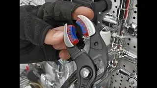 Клещи трубные захватные KNIPEX KN-8111250.