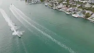 Cruising the intercoastal near Jupiter and Jupiter Island..