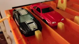 1992 Ford Mustang GT (Foxbody) vs 1999 Ford Mustang GT (New edge)