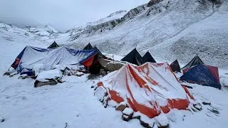Best Life in A Himalayan Shepherd&rsquo;s During The Snowfall | Most Relaxing | Village Documentary Video