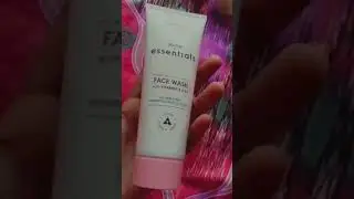 Oriflame essantial face wash/ Review by Alizay ansari