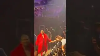 Usher & Ella Mai Performing Boo&rsquo;d Up ❤️