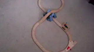 Brio Wooden Train Set - Mountain Action Figure 8 Set