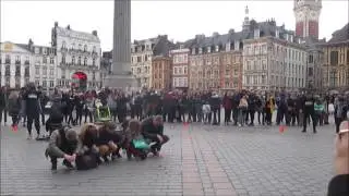 Spectacle de rue a Lille trop cool! et super marrant