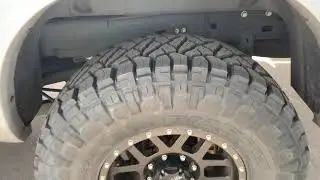 Ram 2500 2016 года на колесах 37 дюймов. Грейферы Nitto Ridge на выравнивающем комплекте с катушкой Thuren 2 дюйма.