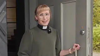 Tuiran seurakunnan kirkkoherranvaali 2025 - Sanna Komulainen esitt&auml;ytyy