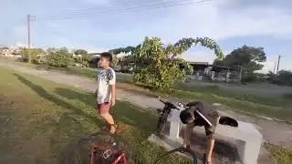 Pedro dan Ambrose main bola (Scene clip Pedro JustMeAxel)