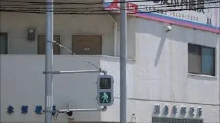 大分県別府市富士見通り7丁目交差点に残るメロディー信号機