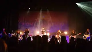 Moneybrother - They're Building Walls Around Us (Live Kalmarsalen 18-03-02)