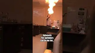Автоматические пожарные разбрызгиватели тоже могут быть забавными 💦 #шорты