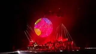 brit floyd AFAS LIVE ADAM 12-10-25 MOOIE LAZER SHOW.