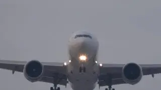 AIRPORT FRANKFURT MAIN air traffic 376 #aviation #planespotting