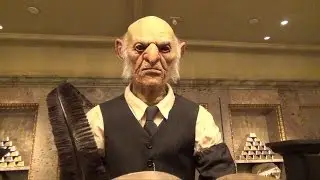 Gringotts Money Exchange Goblin Interaction at Wizarding World of Harry Potter: Diagon Alley