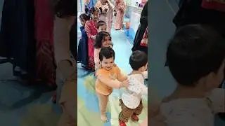 My daughter really likes the hand washing session at Babuland. 🥰