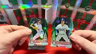 Мой праздничный адвент-календарь Topps 2025 года с бейсболом! Счастливого Рождества всем!