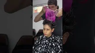 Ce gar&ccedil;on tente la coupe Ronaldo&hellip; le r&eacute;sultat est fou !😱✂️