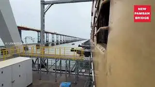 Train crossing the New Pamban Bridge 