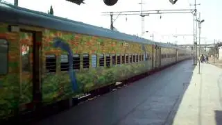 2284 Ernakulam Duronto Express