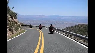 Udlev dr&oslash;mmen p&aring; en Harley i USA - MCUSA.DK