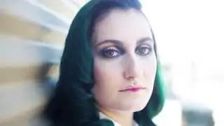 Cat Thompson green hair project
