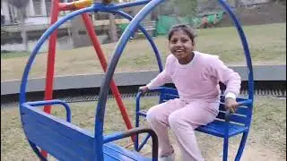 সৰু। দুজনী ছোৱালীক লৈ ফুৰিব গৈছিলো।