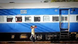 Kalinga Utkal Express with Katni WAG-9 Departure from Datia