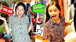 ELKAARS OUTFIT KOPEN vs 8 JARIGE! - *Shop Challenge* #188