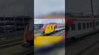 HLB RB 41 nach Frankfurt West f&auml;hrt langsam in Gie&szlig;en ein