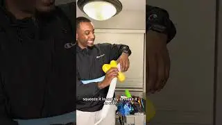 How to Make a Roadrunner Balloon Sculpture 🎈 | Balloon Art Build