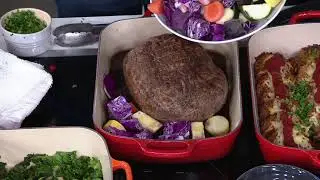 Le Creuset Cast-Iron 5.25-qt Roaster with Cast-Iron Trivet on QVC