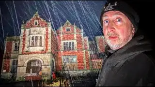Why was this ABANDONED 1700s Admirals Manor House so creepy?