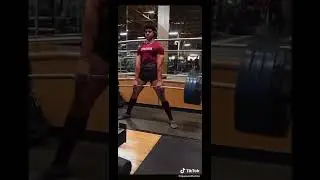 Deadlift 5 plates is cool but&hellip; #gymtok #bodybuilding #powerlift #powerlifter #deadlift #deadlifter