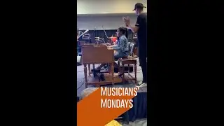Musicians' Mondays// Kiera Keys Jones playing Organ with Glenn  Gibson //The Jones Sisters