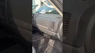 2013 Chevrolet cabin air or no cabin air filter location